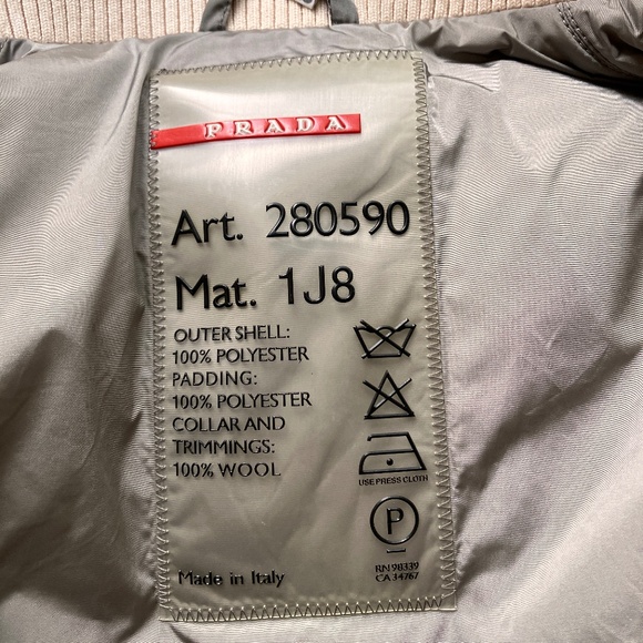 PRADA GORE-TEX FOX FUR SKI JACKET - Picture 2 of 14